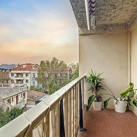 Le Grignan - Beaches 5 Min Walk & Terrace! * 土伦
