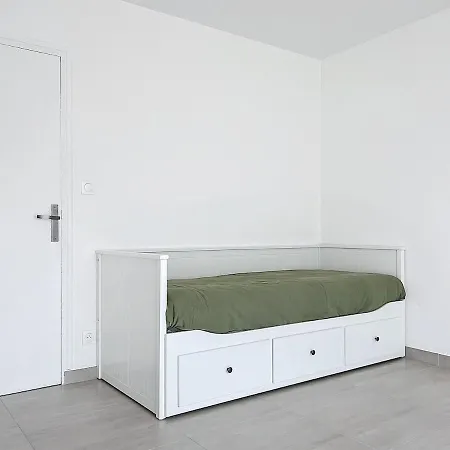 Apartmán Le Grignan - Beaches 5 Min Walk & Terrace! *